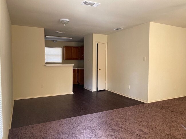 Photo - 1106 Greencroft St