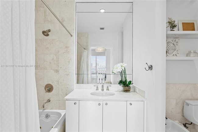 Photo - 901 Brickell Key Blvd Unit 3301