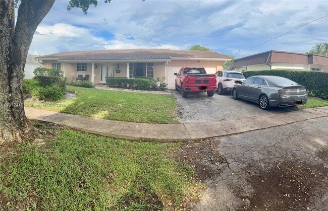 Building Photo - 1230 NW 74th Ave Rental