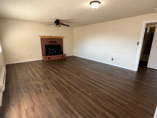 Photo - LOCATED IN ENTIAT! Cute 2 bed/1 bath home ...
