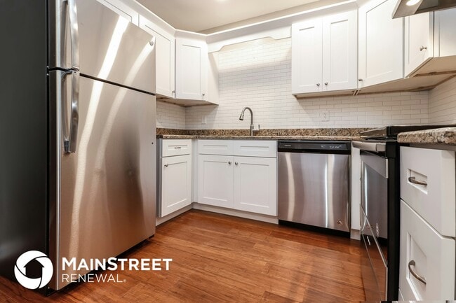 Photo - 723 Sunset Dr