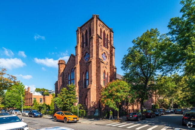 Photo - The Landmark at Strong Place