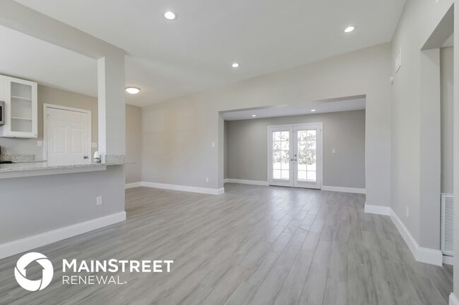 Photo - 7315 Hager Wy