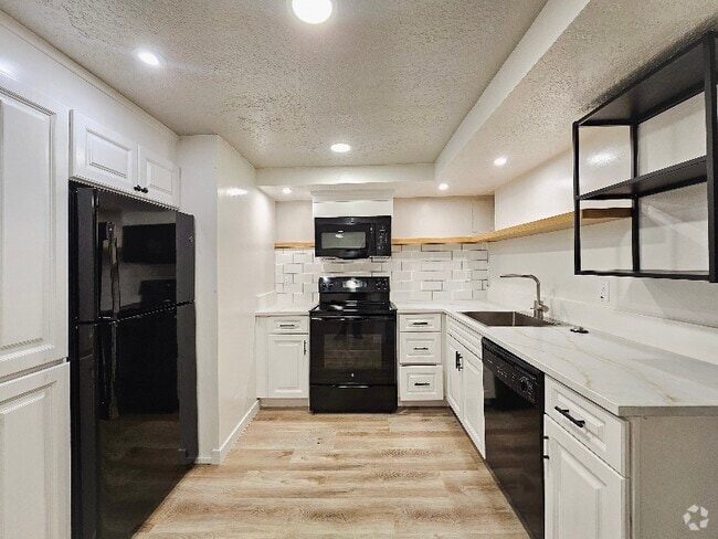 Building Photo - 610 W 5735 S Rental