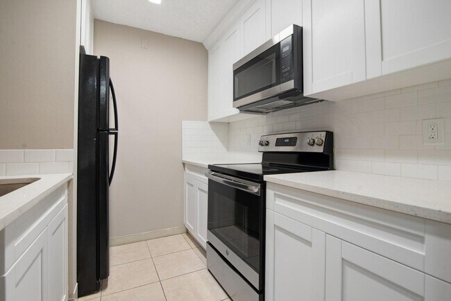 Photo - 516 Meadows Cir