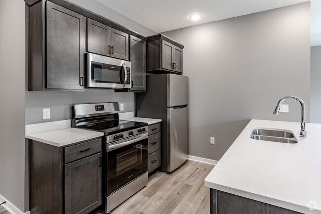 2BR, 2BA - 1,022SF - Kitchen