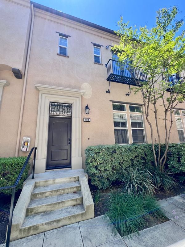 Photo - 4432 Owens Street, UNIT 104