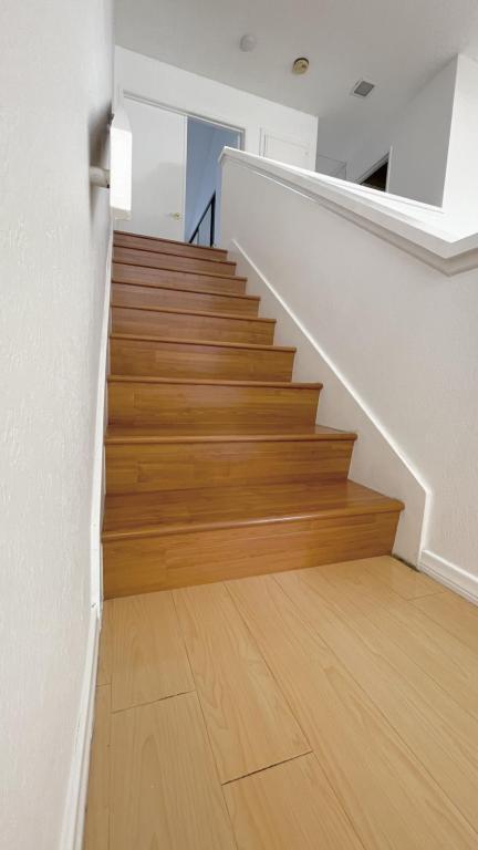 Photo - 1204 Walnut Grove Ave