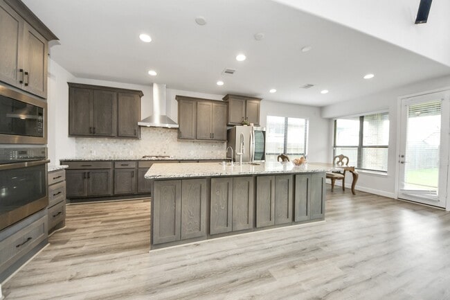 Photo - 2035 Taylor Marie Trl