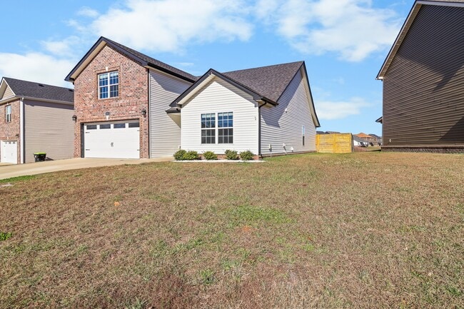 Photo - 513 Burgess CT