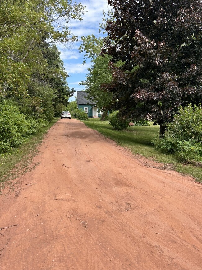 Photo - 10904 Higgins Rd