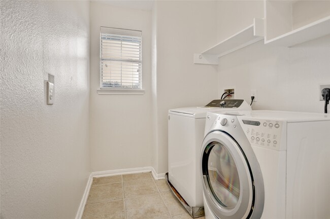 Photo - 2507 Willow Springs Ln