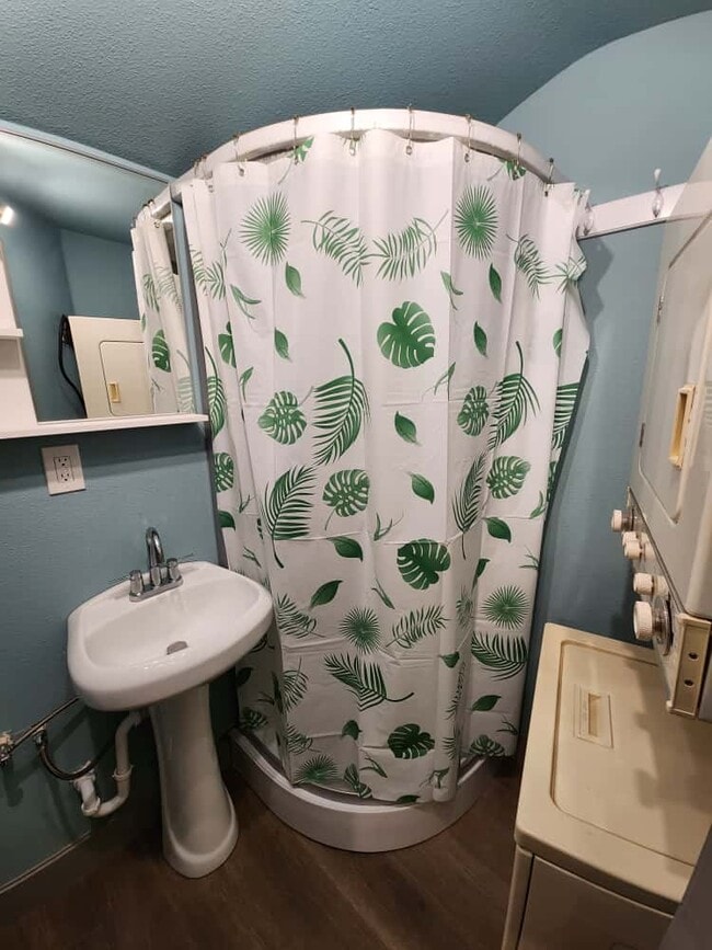 Photo - 708 S Edgemon Ave Unit Tiny House