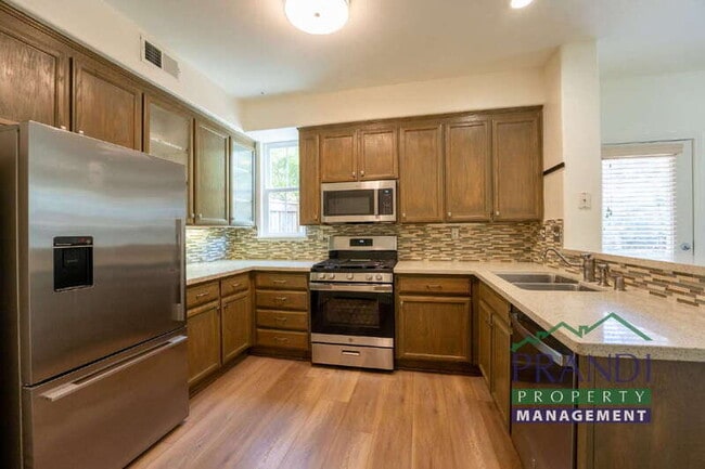 Photo - 82 Arnold Dr