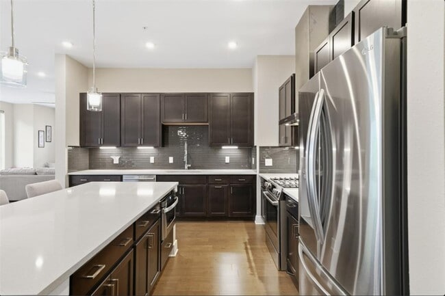 Photo - 4415 Jackson Ave Unit 4201