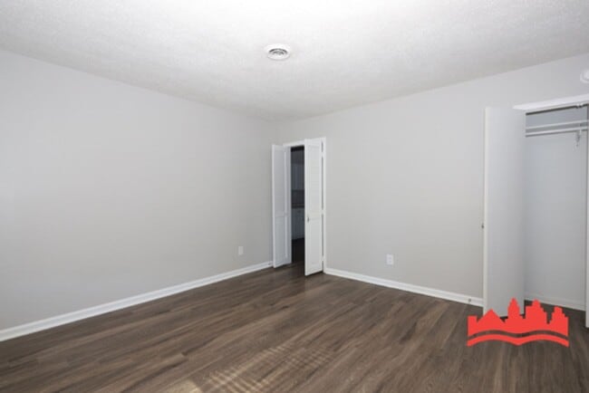 Photo - 4721 Bradford Dr