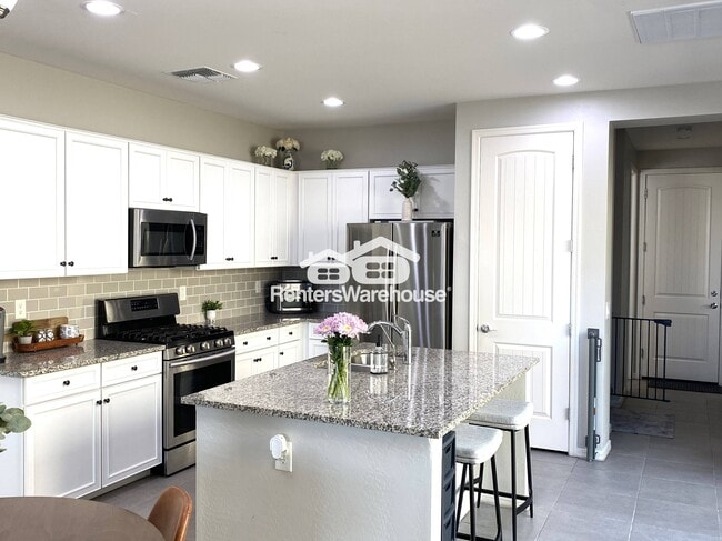 Photo - 4274 E Bethena St