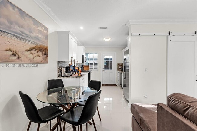 Photo - 1075 NE 12th Ave Unit 1075