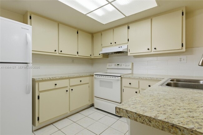 Photo - 10885 NW 7th St Unit 21-33
