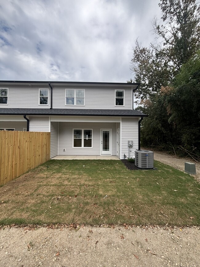 Photo - 606 S Blackmon St