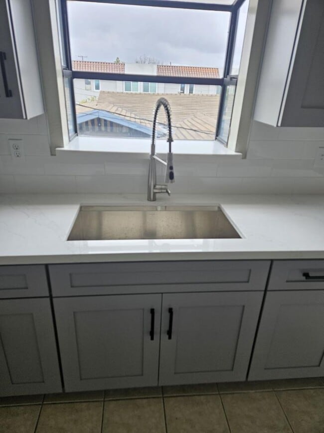 Photo - 220 Marguerita Ave Unidad B