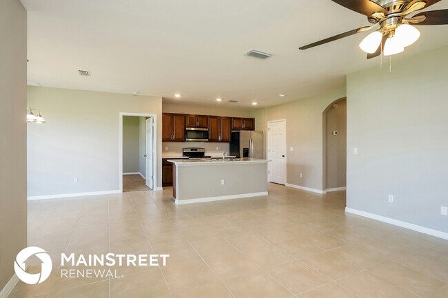 Photo - 1822 NE 4th Pl