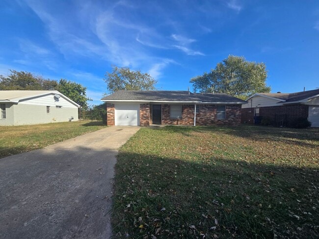 Building Photo - 3 Bedroom 2 Bath home in Shawnee!