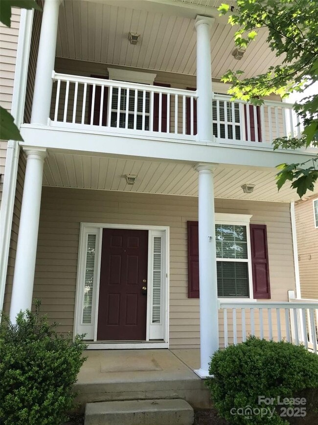 Photo - 1210 Bottle Brush Ln