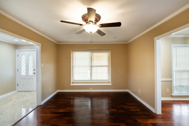 Photo - 1017 Westbury Dr