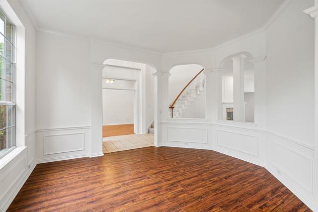 Photo - 3307 Meadow Wood Dr