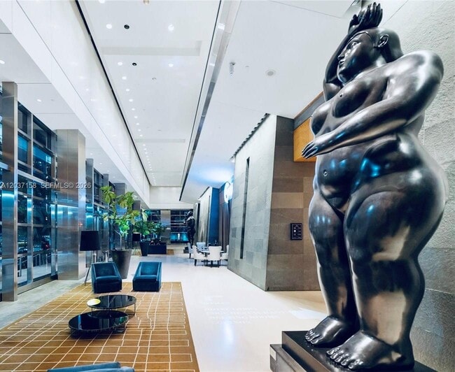 Building Photo - 1435 Brickell Ave Unit 3412