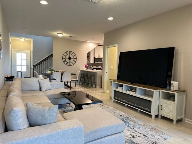 Photo - 754 Cherry Elm Dr