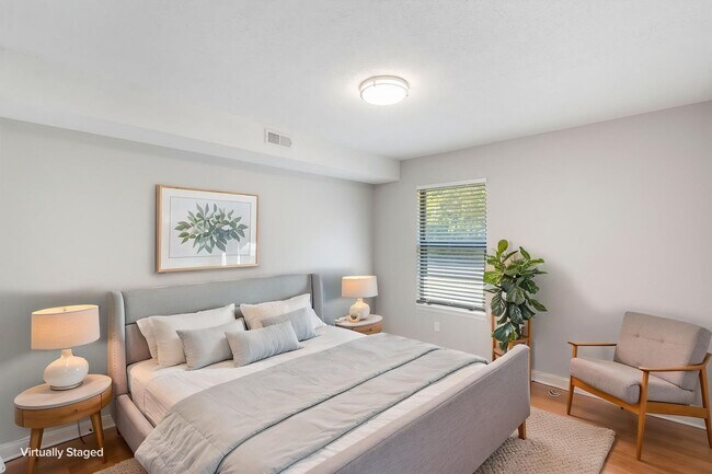 NEW 1720-1722-1724-1726 N Chapman Lane