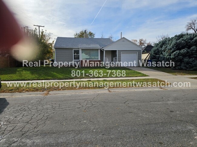 Photo - Check Out This 4 Bedroom 2 Bathroom Home i...