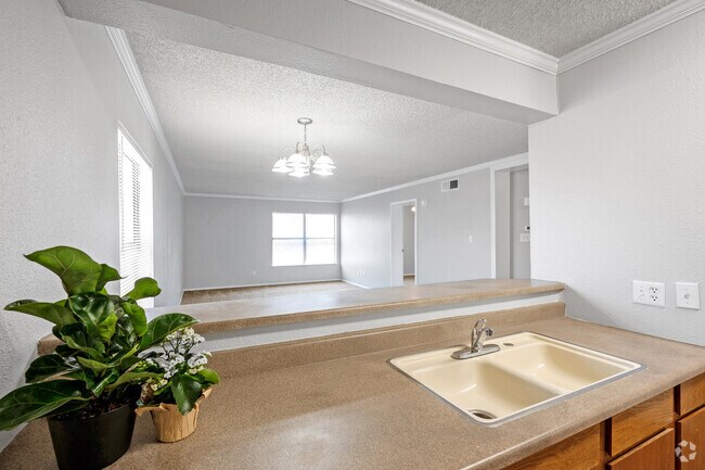 1 bed 1 bath 758 sqft.