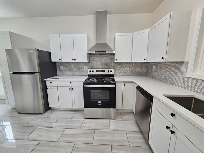 Photo - 274 Bledsoe Dr