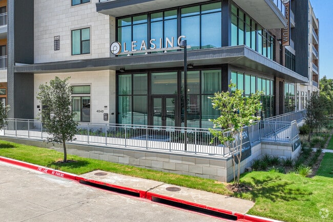 Entrance - Presidium Valley View