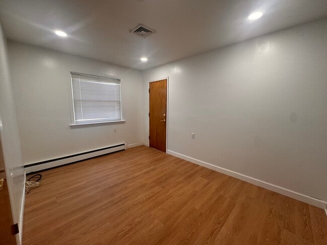 Photo - 63 Liberta Dr