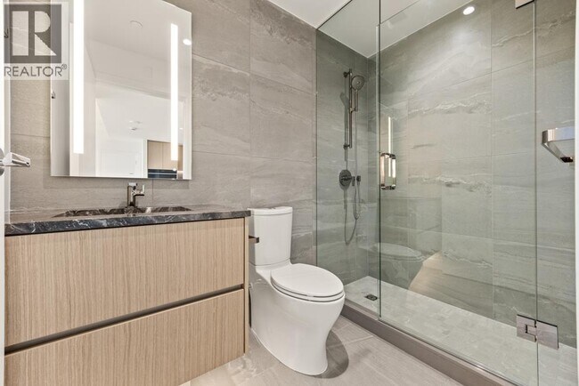 785 Harbour Wy Unit 501