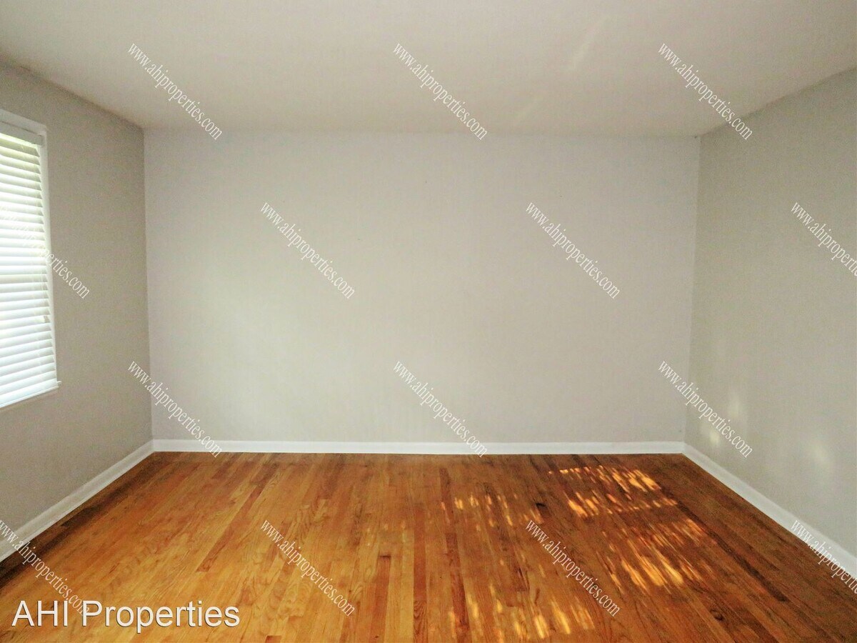 Photo - 3 br, 2 bath House - 7805 Perry Street