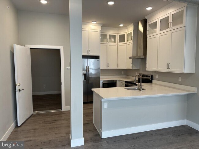 Photo - 907 Leland St Unidad 2B