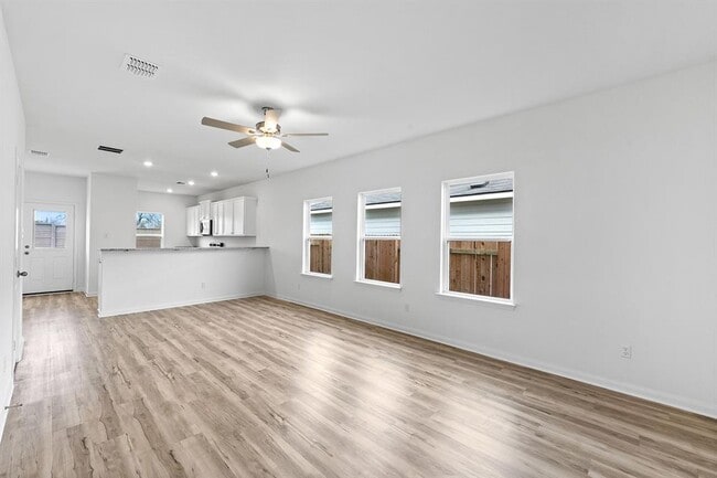 14408 Wahlbergs Wy