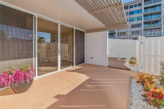 Photo - 500 Treasure Island Causeway Unit 101