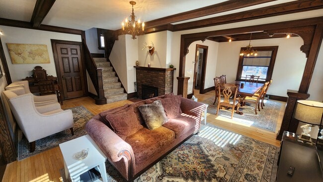 Sala de estar - 3230 Lyndale Ave N