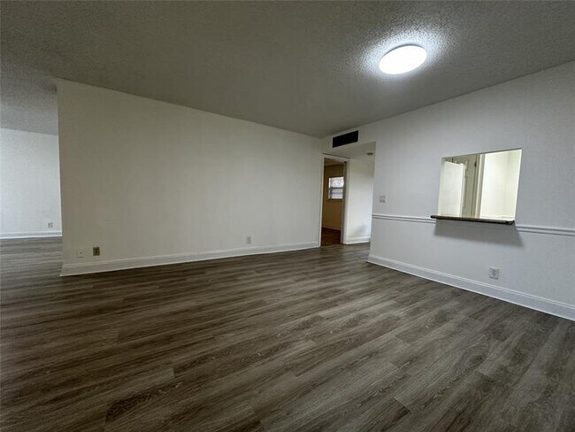 Photo - 6300 NW 2nd Ave Unit 103