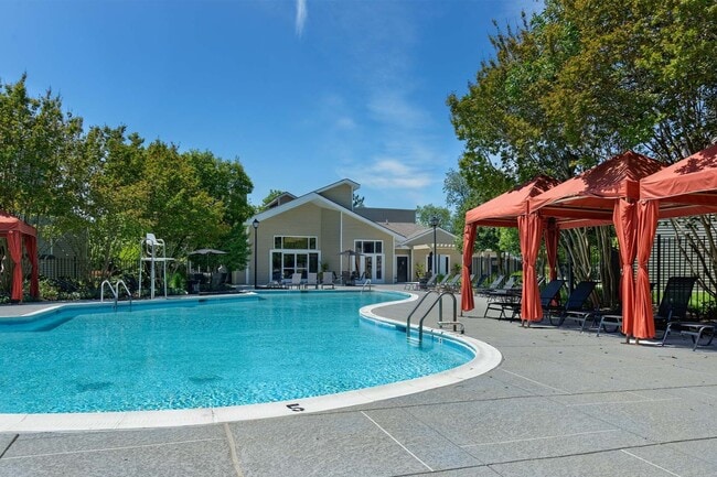 Halstead Chantilly
