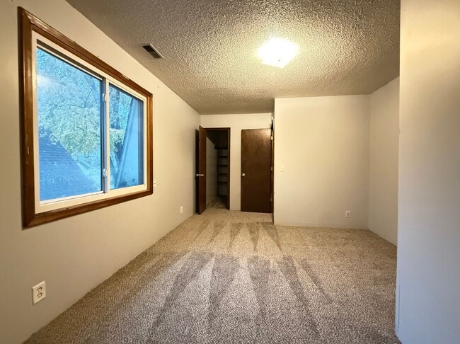 Photo - 133 Benton St Unit 133 1/2