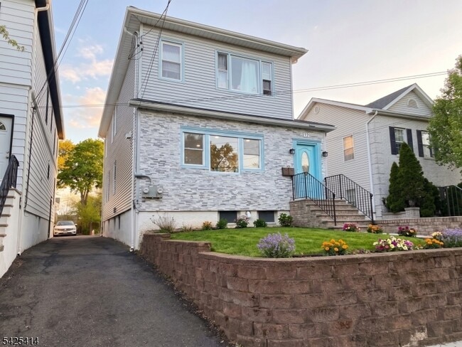 Photo - 73 Newark Ave