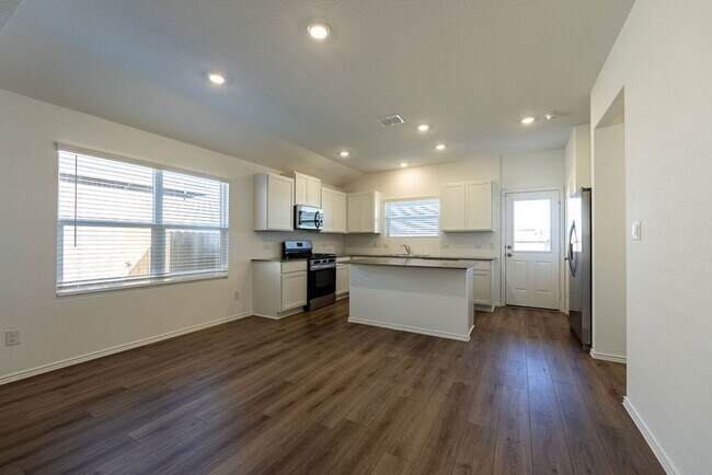 Photo - Charming Sunlit 4-Bedroom 2-Bathroom Home!