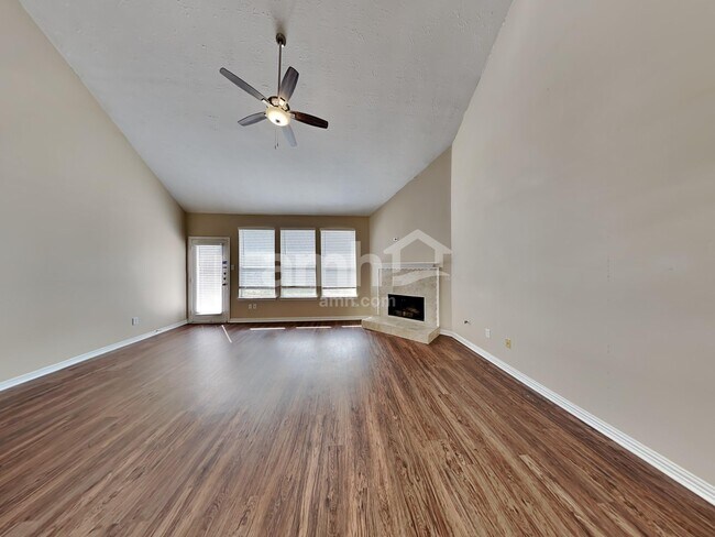 Photo - 2213 Perkins Crossing Dr